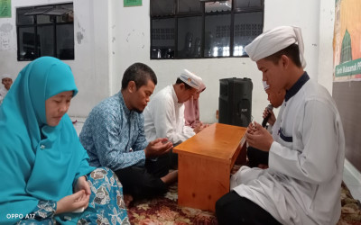 Tasmi' Qur'an Sekali Duduk Santri Mulazamah Pondok Pesantren Tahfidzul Qur'an At Taubah